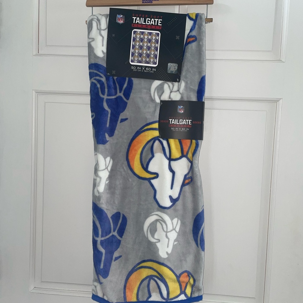 NFL Los Angeles Rams Tailgate Blanket - Purple and Gold